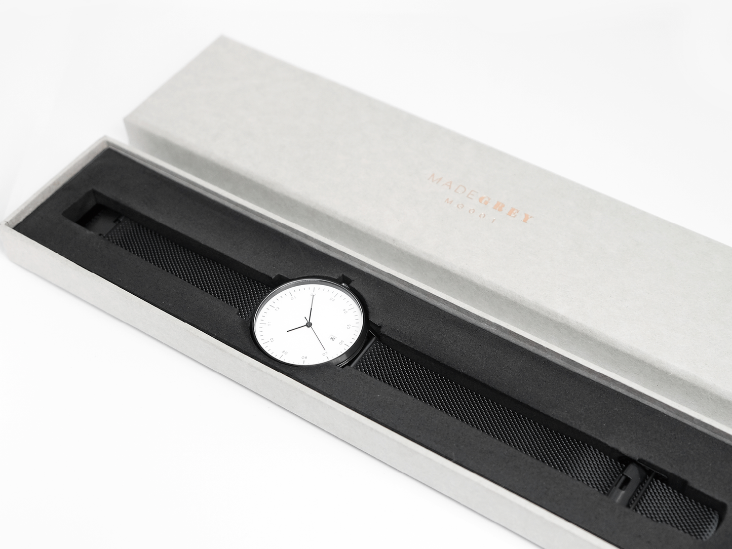 黑 x 灰色 MG001 手錶