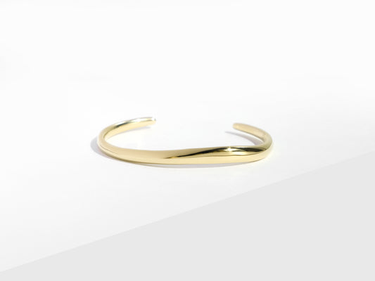Flow Cuff Bracelet | Gold | Engravable