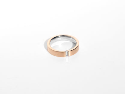 The Minimalist Baguette Ring | Rose Gold