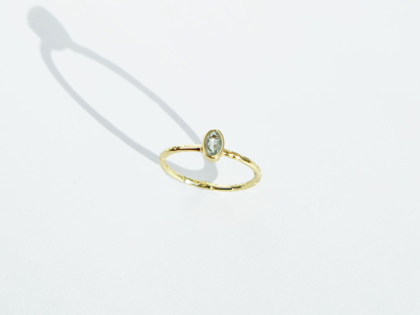 Oval Gemstone Ring | Gold