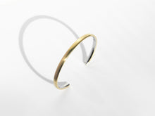 Load image into Gallery viewer, The Everyday Cuff Bracelet | Gold
