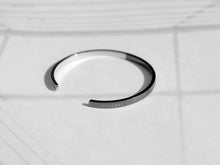 Load image into Gallery viewer, Two-Tone Minimal Cuff Bracelet | Polished Silver x Grey
