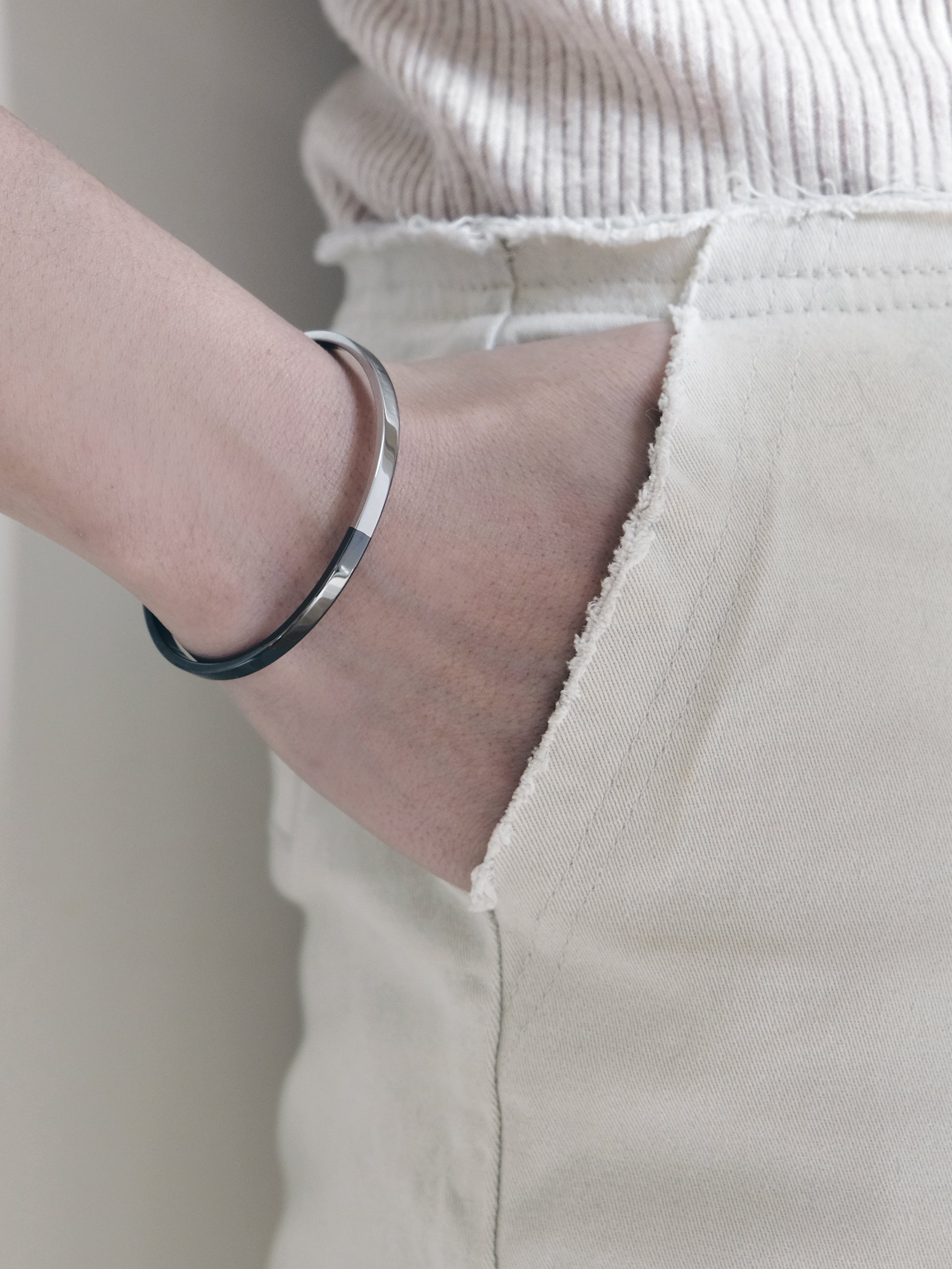 Two-Tone Minimal Cuff Bracelet | Polished Silver x Grey